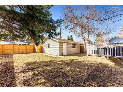 9835 5 Street Se, Calgary, AB - Outdoor