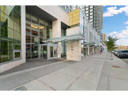 708-901 10 Avenue Sw, Calgary, AB - Outdoor