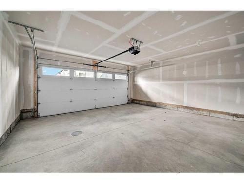 1501-280 Chelsea Road, Chestermere, AB - Indoor Photo Showing Garage