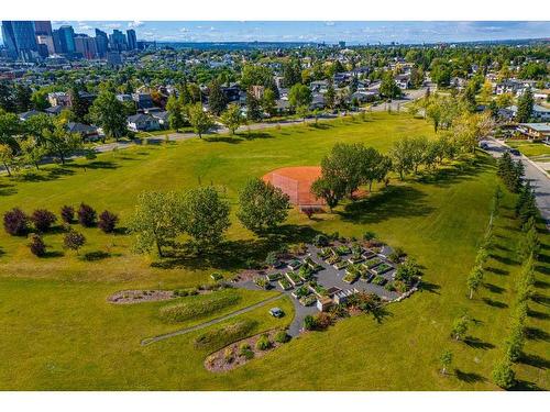 501 13A Street Ne, Calgary, AB - Outdoor With View