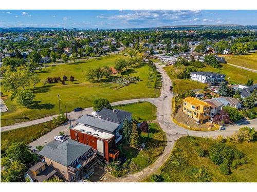 501 13A Street Ne, Calgary, AB - Outdoor With View