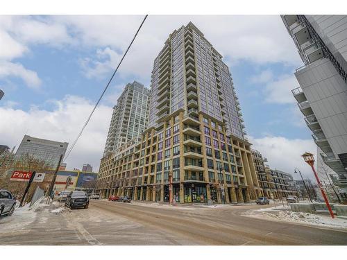 1924-222 Riverfront Avenue Sw, Calgary, AB - Outdoor With Facade