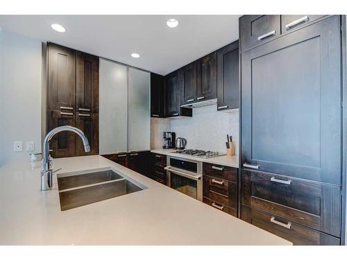 1924-222 Riverfront Avenue Sw, Calgary, AB - Indoor Photo Showing Kitchen With Double Sink With Upgraded Kitchen