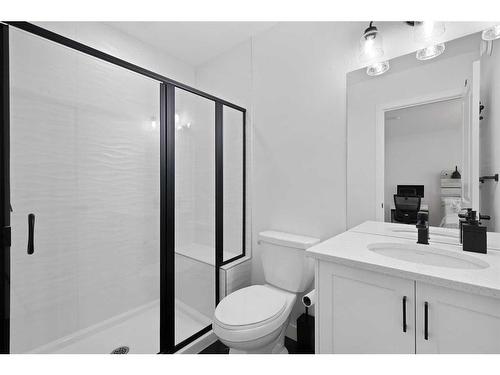 36 Heirloom Crescent Se, Calgary, AB - Indoor Photo Showing Bathroom