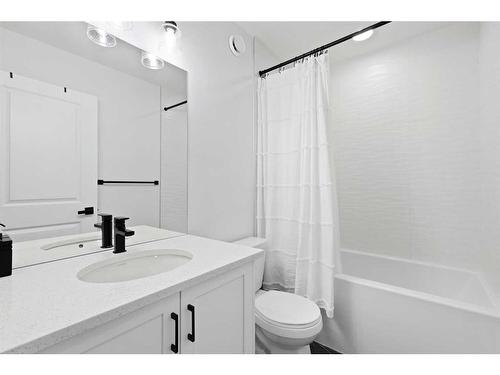 36 Heirloom Crescent Se, Calgary, AB - Indoor Photo Showing Bathroom