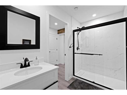 36 Heirloom Crescent Se, Calgary, AB - Indoor Photo Showing Bathroom