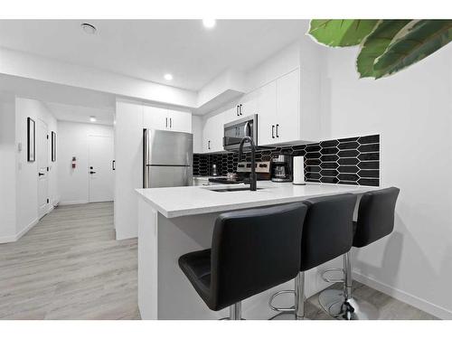 36 Heirloom Crescent Se, Calgary, AB - Indoor Photo Showing Kitchen