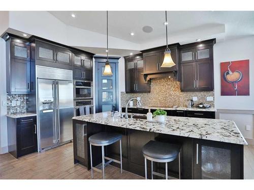 5 Rockyvale Green Nw, Calgary, AB - Indoor Photo Showing Kitchen With Stainless Steel Kitchen With Upgraded Kitchen