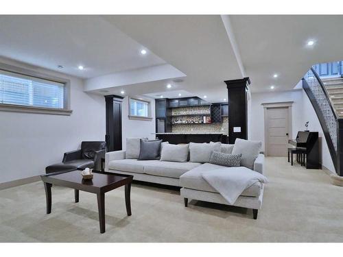 5 Rockyvale Green Nw, Calgary, AB - Indoor