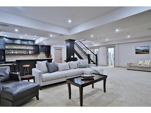 5 Rockyvale Green Nw, Calgary, AB - Indoor Photo Showing Living Room