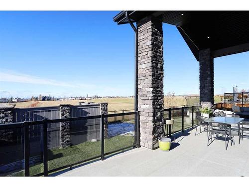 5 Rockyvale Green Nw, Calgary, AB - Outdoor