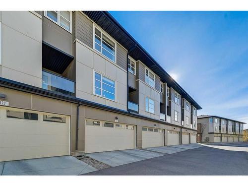 121 Evansridge Park Nw, Calgary, AB - Outdoor