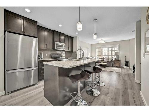 121 Evansridge Park Nw, Calgary, AB - Indoor Photo Showing Kitchen With Upgraded Kitchen