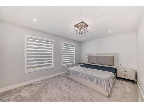 167 Sandpiper Bend, Chestermere, AB - Indoor Photo Showing Bedroom