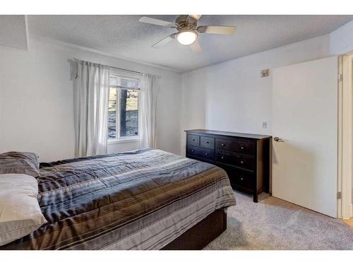 117-3000 Citadel Meadow Point Nw, Calgary, AB - Indoor Photo Showing Bedroom