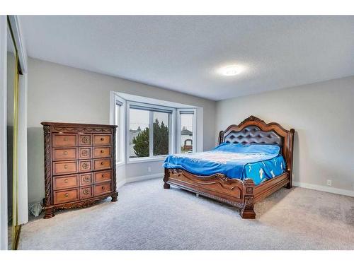 2490 Catalina Boulevard Ne, Calgary, AB - Indoor Photo Showing Bedroom