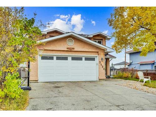 2490 Catalina Boulevard Ne, Calgary, AB - Outdoor