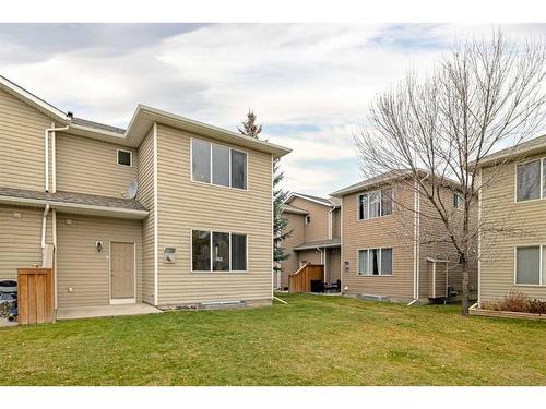 111 Bridleridge Manor Sw, Calgary, AB - Outdoor