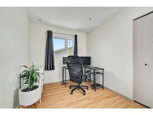 63 Macewan Glen Road Nw, Calgary, AB - Indoor Photo Showing Office