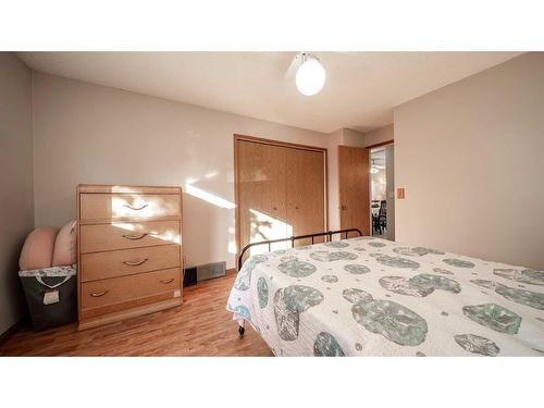 16 Abbercove Drive Se, Calgary, AB - Indoor Photo Showing Bedroom