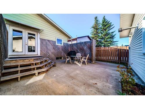 16 Abbercove Drive Se, Calgary, AB - Outdoor With Exterior