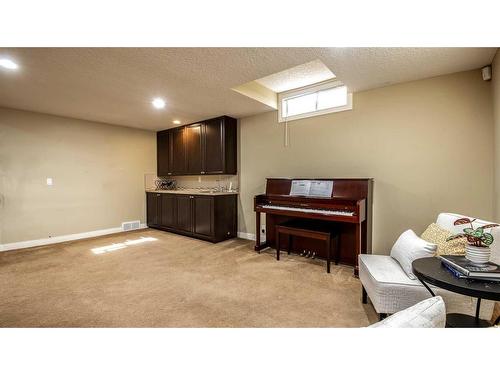 1131 Edgemont Road Nw, Calgary, AB - Indoor