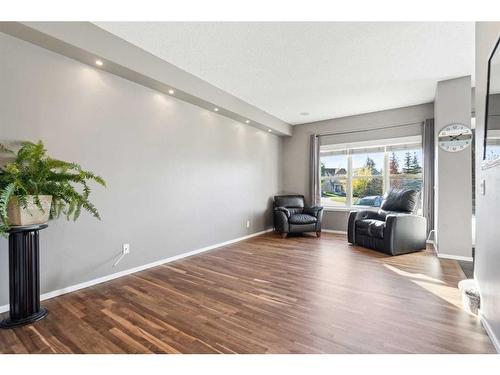 44 Copperstone Court Se, Calgary, AB - Indoor