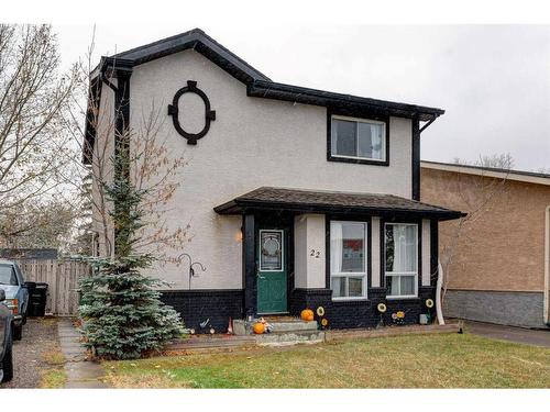 22 Hunters Gate, Okotoks, AB - Outdoor