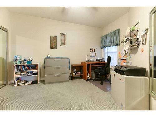 149 Westlake Bay, Strathmore, AB - Indoor Photo Showing Office