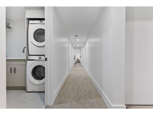 80 Clarendon Road Nw, Calgary, AB - Indoor Photo Showing Laundry Room