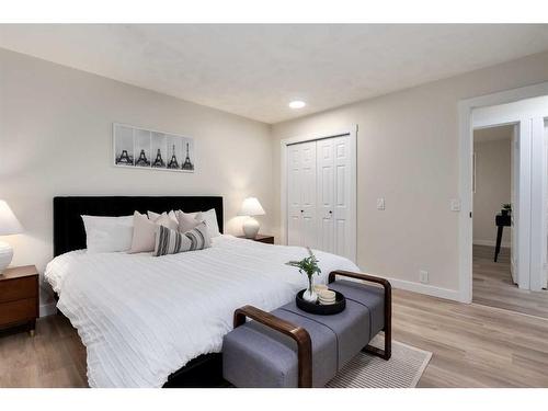 47 Fonda Green Se, Calgary, AB - Indoor Photo Showing Bedroom