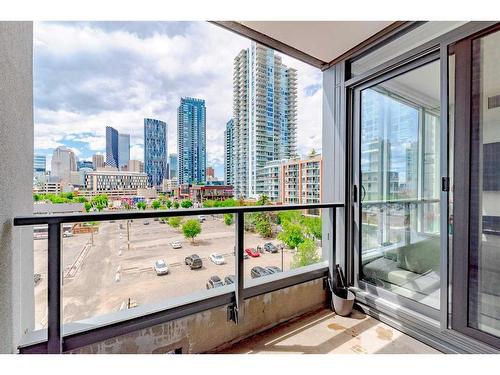 422-615 6 Avenue Se, Calgary, AB -  With Balcony