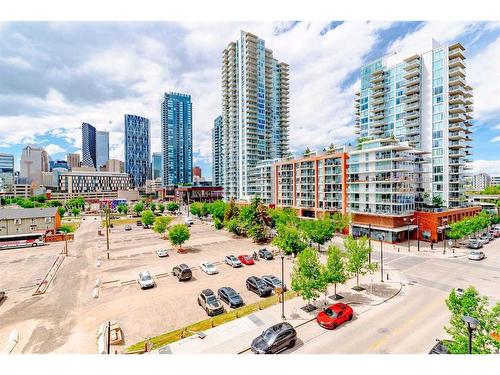 422-615 6 Avenue Se, Calgary, AB - Outdoor With Facade