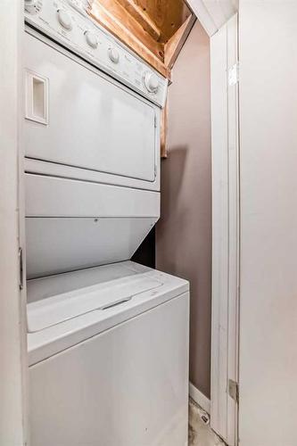 1-1205 9 Street Sw, Calgary, AB - Indoor Photo Showing Laundry Room