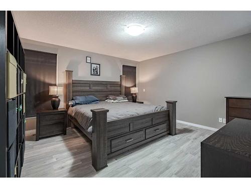 970 Reunion Gateway Nw, Airdrie, AB - Indoor Photo Showing Bedroom