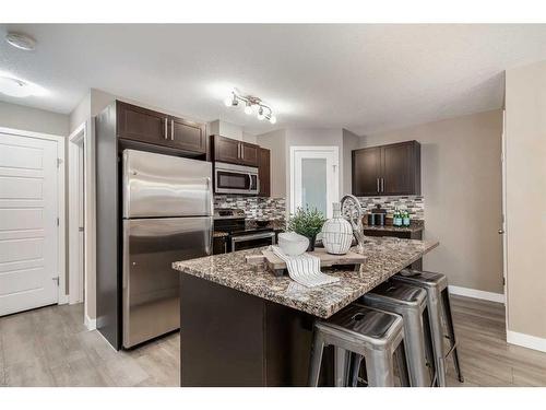 3203-2781 Chinook Winds Drive Sw, Airdrie, AB - Indoor Photo Showing Kitchen With Upgraded Kitchen