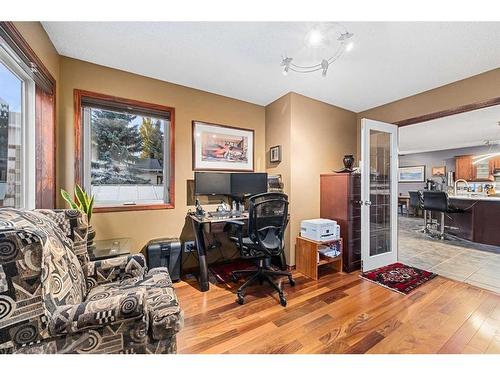 6 Mount Gibraltar Place Se, Calgary, AB - Indoor