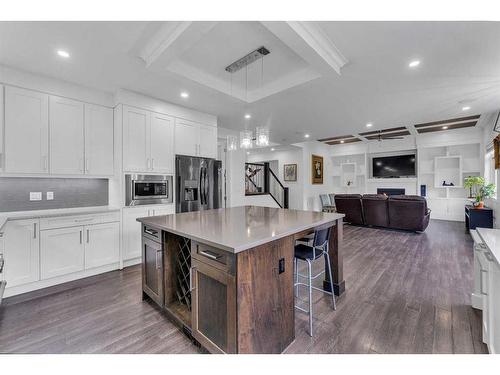 205 Kinniburgh Cove, Chestermere, AB - Indoor Photo Showing Kitchen