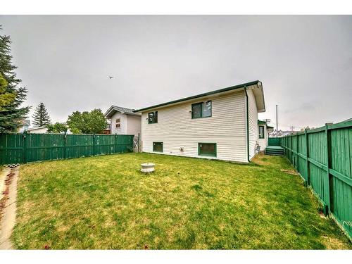 15 Carmel Close Ne, Calgary, AB - Outdoor