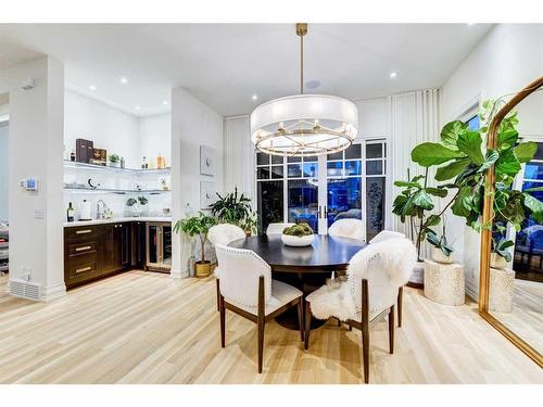 1920 31 Avenue Sw, Calgary, AB - Indoor Photo Showing Dining Room