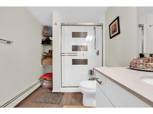 2401-181 Skyview Ranch Manor Ne, Calgary, AB - Indoor Photo Showing Bathroom