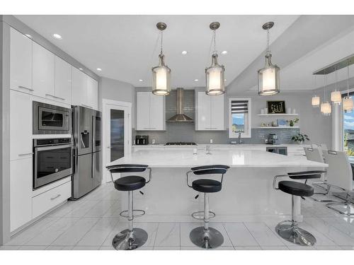 233 Crestmont Drive Sw, Calgary, AB - Indoor Photo Showing Kitchen With Stainless Steel Kitchen With Upgraded Kitchen