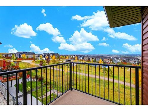 233 Crestmont Drive Sw, Calgary, AB - Outdoor With View