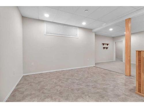 212 3Rd Avenue East, Hussar, AB - Indoor Photo Showing Basement