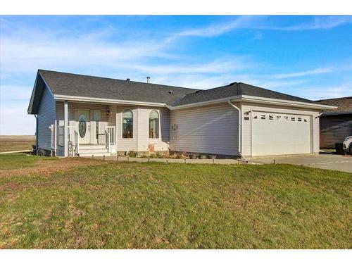 212 3Rd Avenue East, Hussar, AB - Outdoor