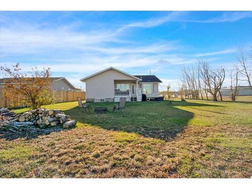 212 3Rd Avenue East, Hussar, AB - Outdoor