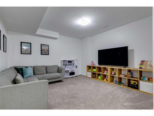 9 Marquis Link Se, Calgary, AB - Indoor Photo Showing Living Room