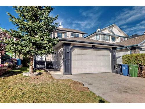 15 Coventry Circle Ne, Calgary, AB - Outdoor