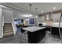 206 Yorkville Green SW Calgary, AB T2X 4J9