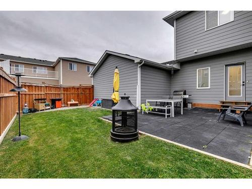 206 Yorkville Green Sw, Calgary, AB - Outdoor With Exterior